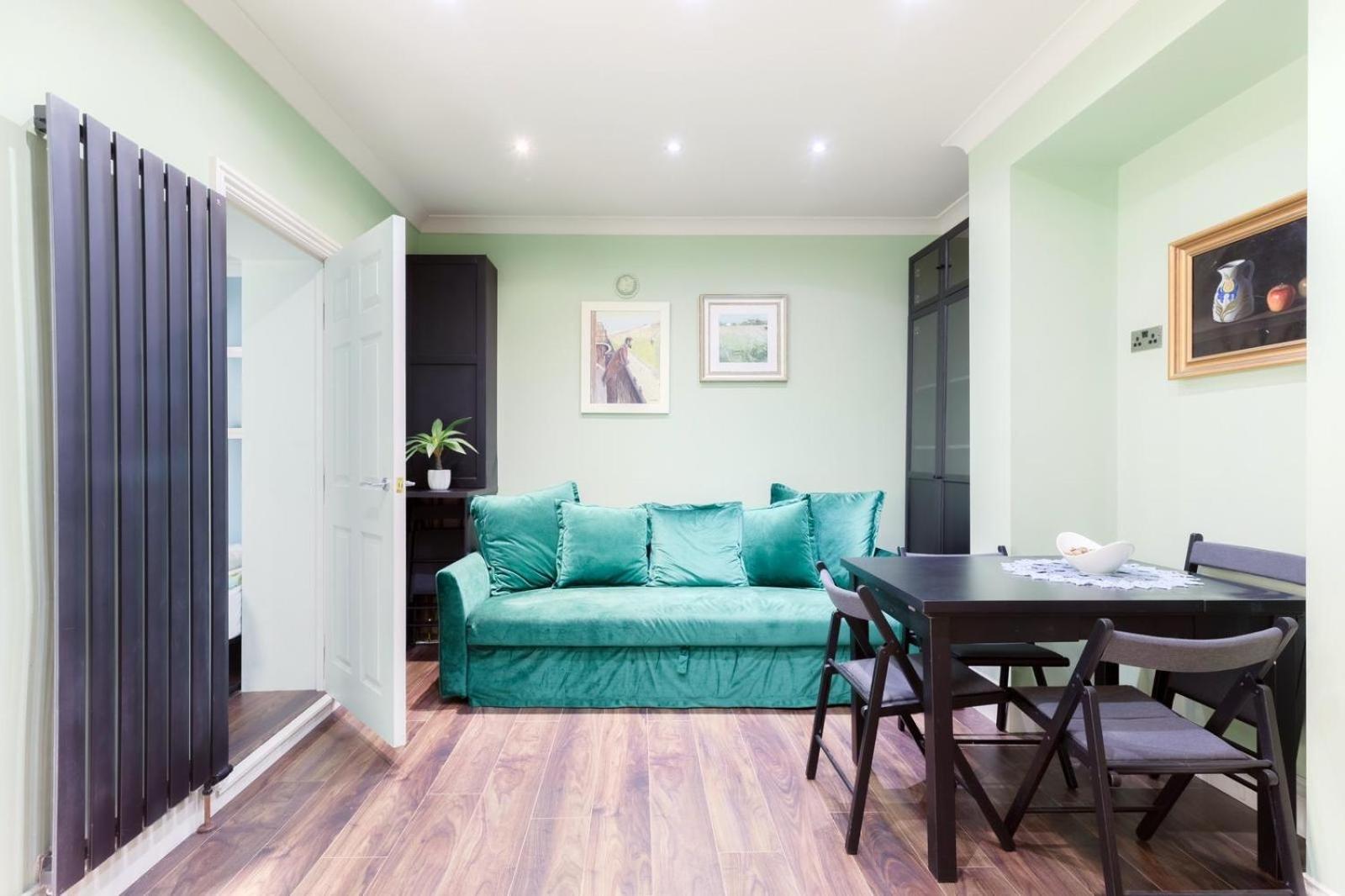 Stylish 2 Bedrooms Flat Sleeps 6 & Garden London Zone 2 Cls Central エクステリア 写真