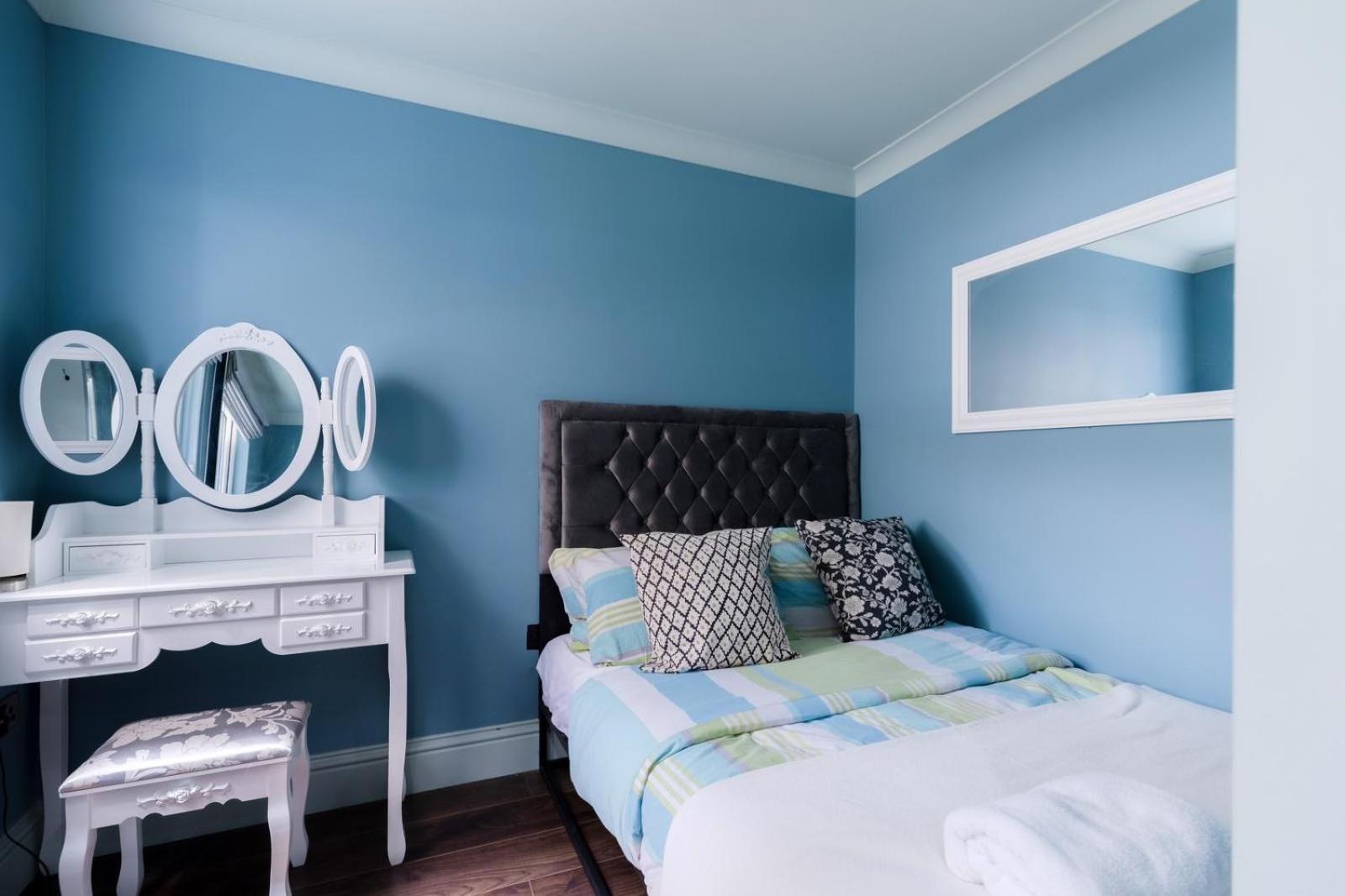 Stylish 2 Bedrooms Flat Sleeps 6 & Garden London Zone 2 Cls Central エクステリア 写真